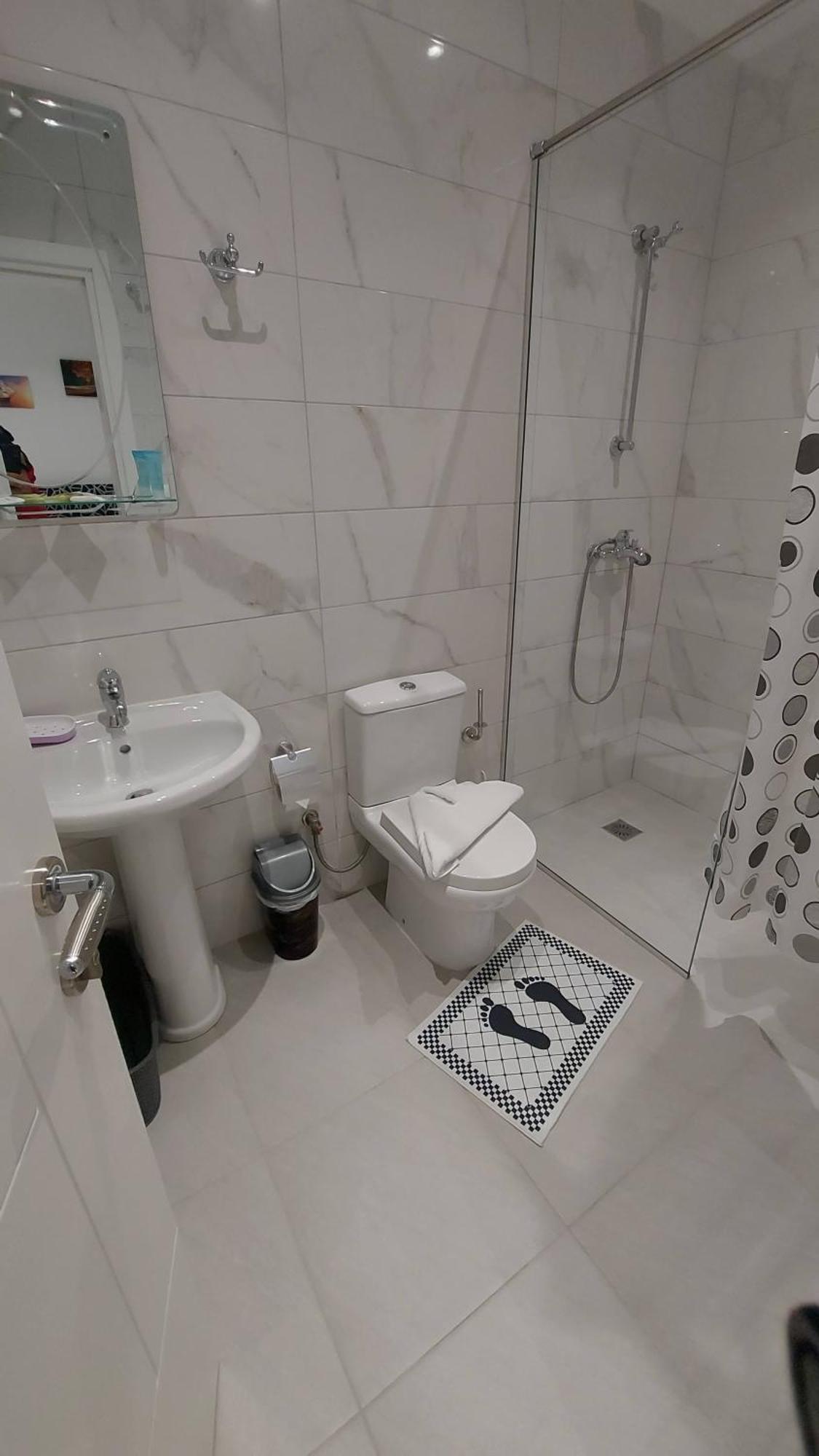 Beni 'S Apartments Sarande Luaran gambar