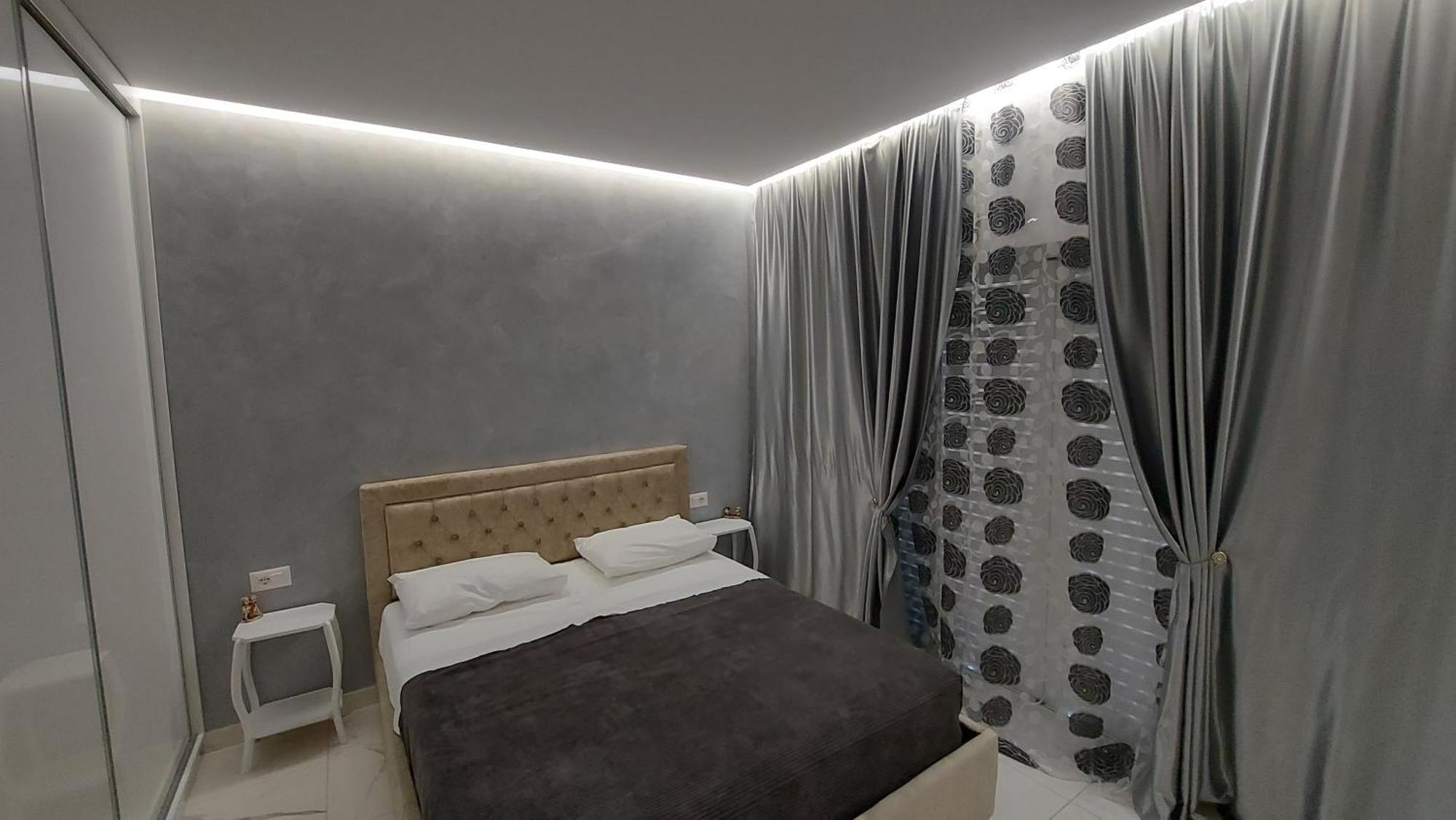Beni 'S Apartments Sarande Luaran gambar