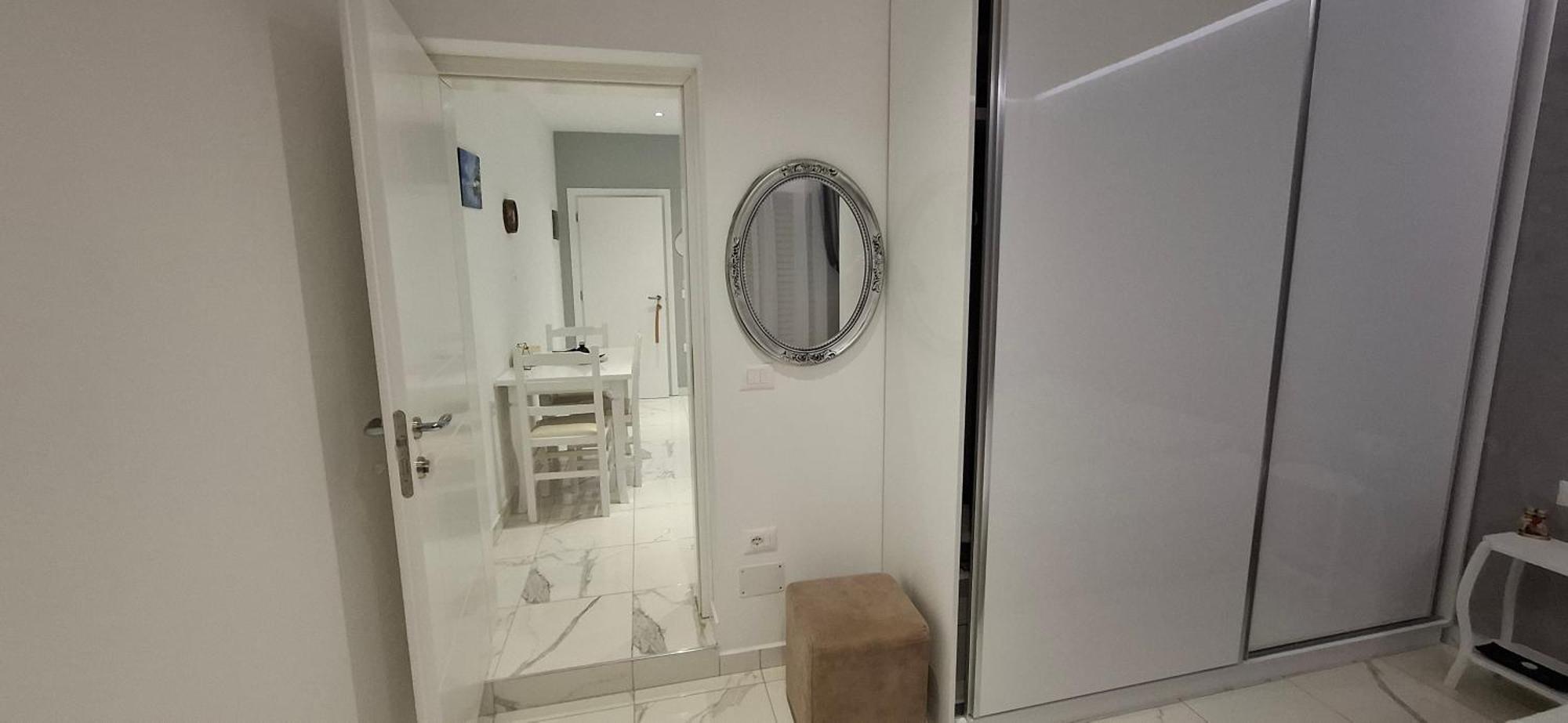 Beni 'S Apartments Sarande Luaran gambar